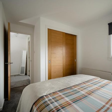 Ness Riverfront Holiday Home - City Centre Инвернесс Экстерьер фото